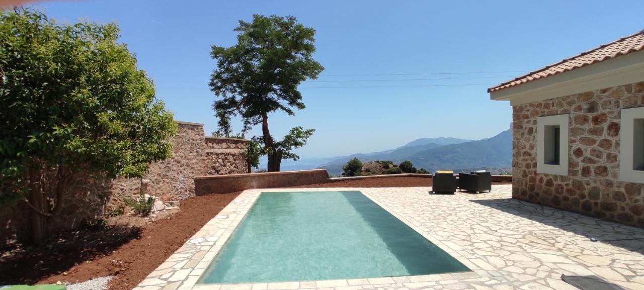 Villa Serenis Porovitsa 외부 사진