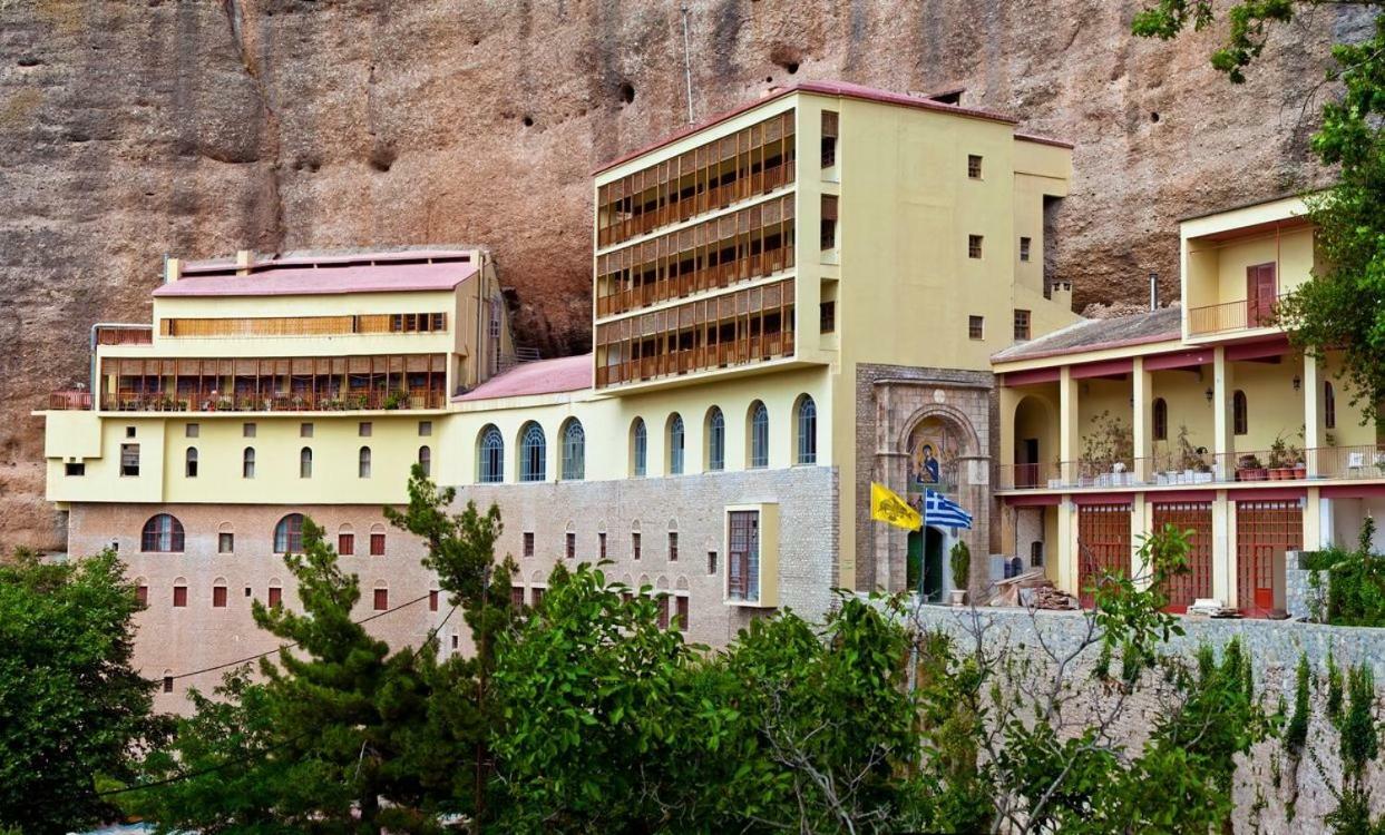 Villa Serenis Porovitsa 외부 사진
