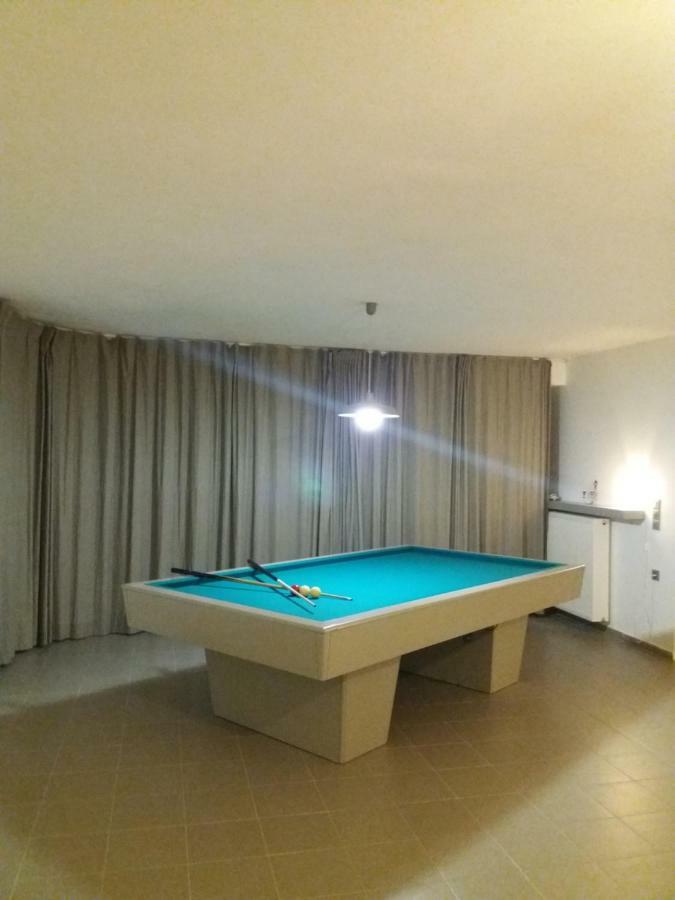 Villa Serenis Porovitsa 외부 사진